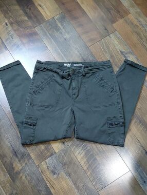 Mossimo Denim Plus Mid-Rise Olive Green Cargo Jeggings